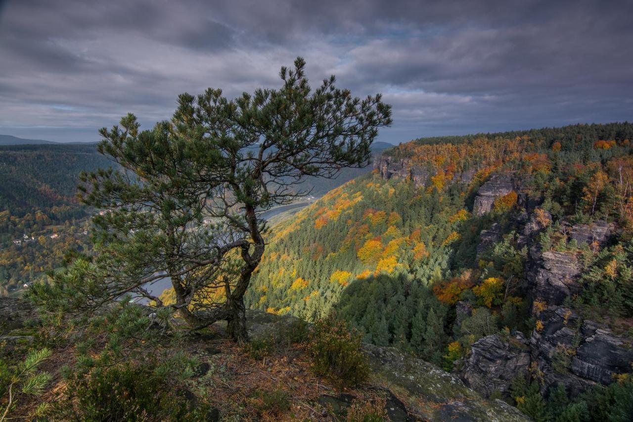 Resort Mezna Грженско Екстер'єр фото