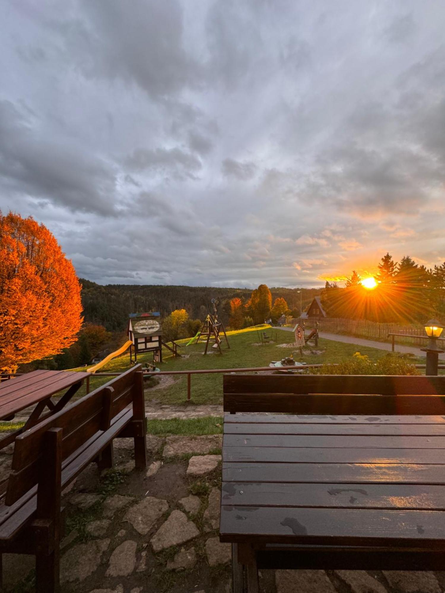 Resort Mezna Грженско Екстер'єр фото