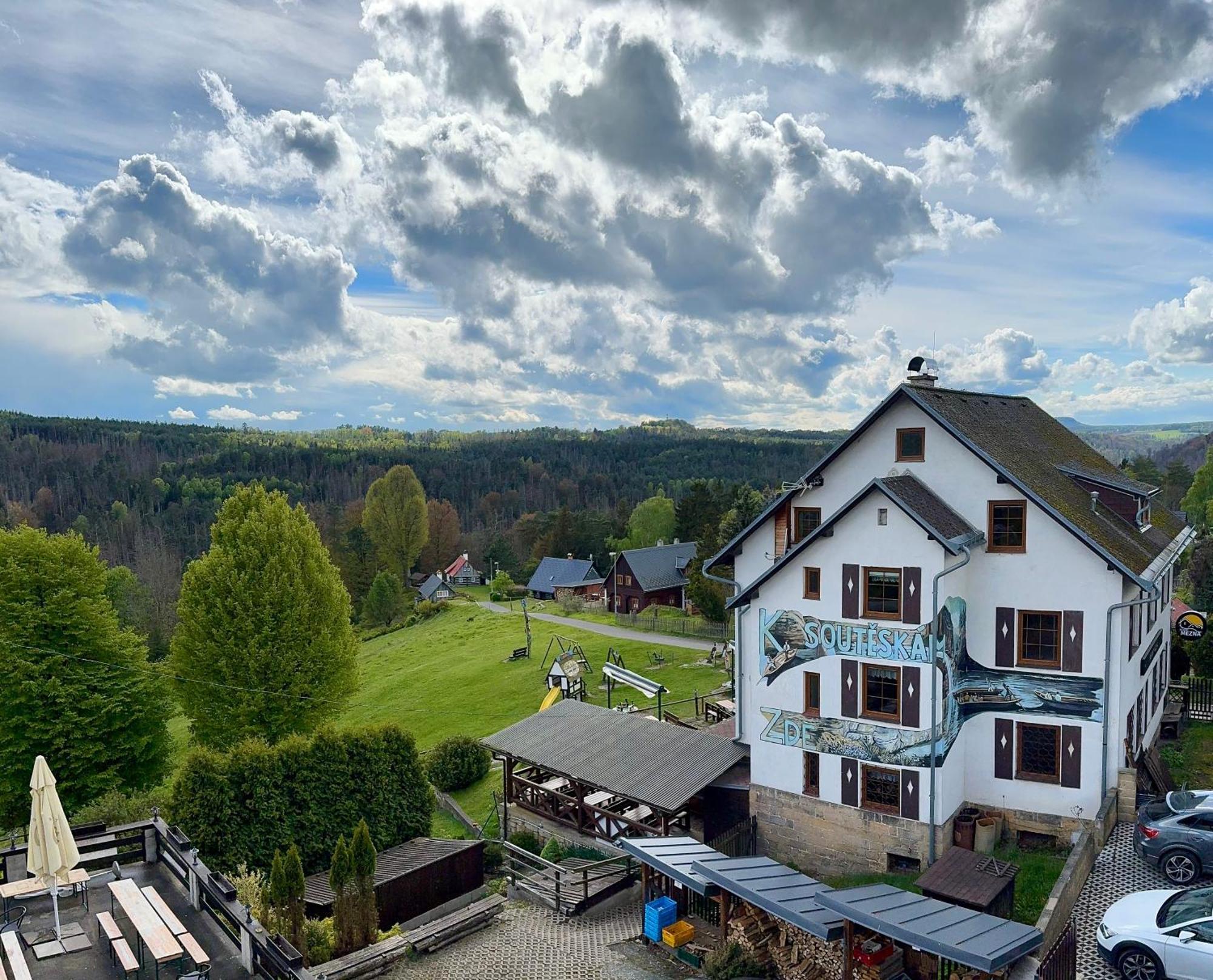 Resort Mezna Грженско Екстер'єр фото